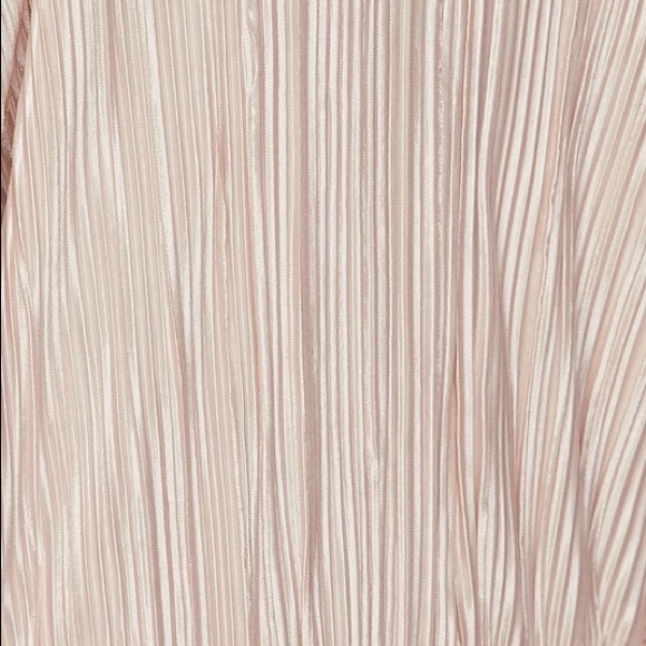 ONLY L LEFT! Crinkle Fabric V-Plunge Bodysuit - Picture 2 of 6